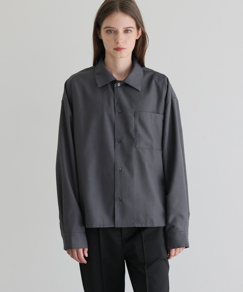 ELLUV(エルブ)の「【ELLUV/エルヴ】ファインドレープTRクロス ショート丈 2way レギュラー/オープンカラーシャツ(シャツ/ブラウス・メンズ・グレー/ホワイト/ダークブラック・S/M/L)」の20枚目の写真