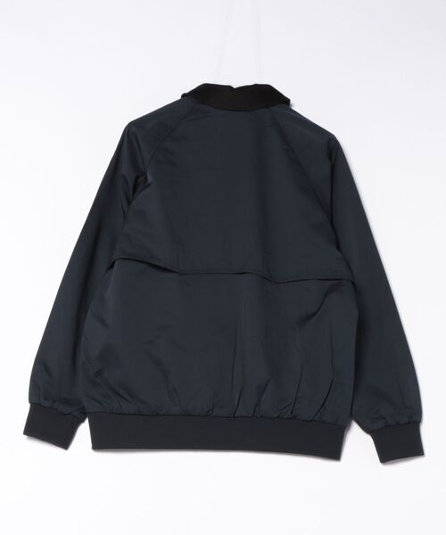 Arnold Palmer(アーノルドパーマー)の「クラシック ジップ ジャケット(MA-1・メンズ・ベージュ/ネイビー・M/LL/L)」の16枚目の写真