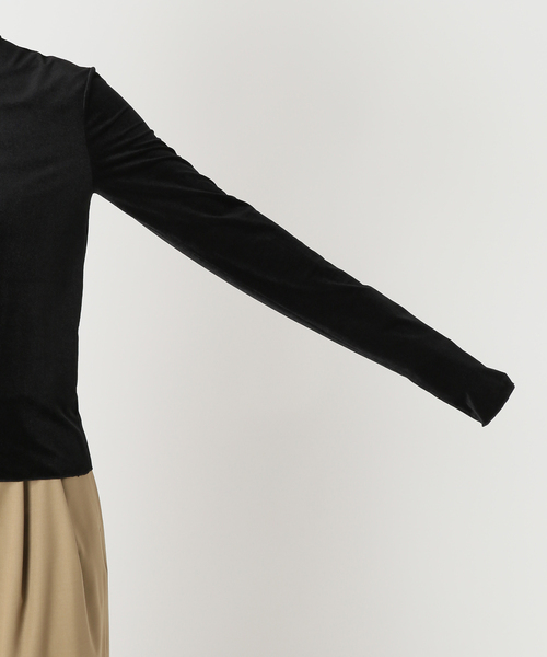 CITYSHOP(シティーショップ)の「SHEER VELOR HIGH NECK TOP:カットソー(Tシャツ/カットソー・レディース・ブラック/ピンク/カーキ・FREE)」の18枚目の写真