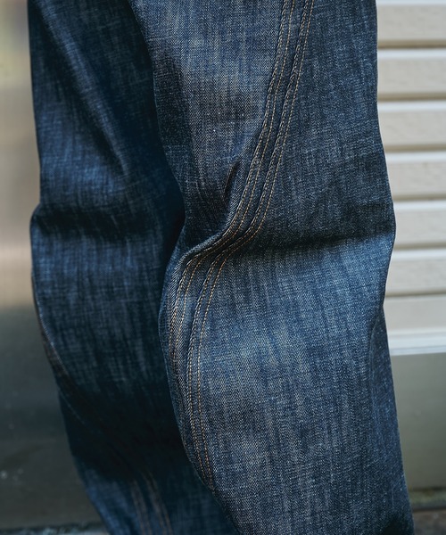 NVRFRGT（ネヴァーフォーゲット）の「【NVRFRGT】3D TWISTED WIDE LEG JEANS / NF252P06（デニムパンツ・メンズ・ブルー・1/2/3）」の9枚目の写真