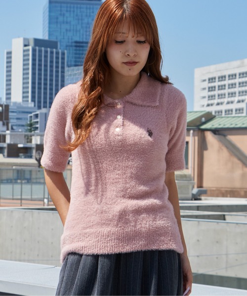 U.S. POLO ASSN.（ユーエスポロアッスン）の「U.S. POLO ASSN./ユーエスポロアッスン 半袖ニット カジュアル キレイめ 光沢ワンポイント刺繍 レディース 2026秋冬 秋服 冬服（ニット/セーター・レディース・アイボリー/ブラウン/サックスブルー/ピンク・M/L）」の14枚目の写真
