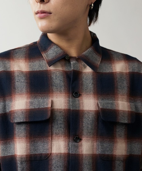 WAIPER.inc(ワイパーインク)の「【ZOZO限定】オンブレ ループカラーシャツ(シャツ/ブラウス・メンズ・ブラウン・M/S/XL/L)」の3枚目の写真