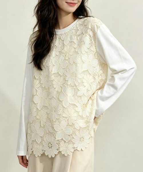AMELY（エミリー）の「フラワーレースドッキングトップス/花柄レース切替（Tシャツ/カットソー・レディース・ホワイト/ブラック/グレー・フリー）」の4枚目の写真