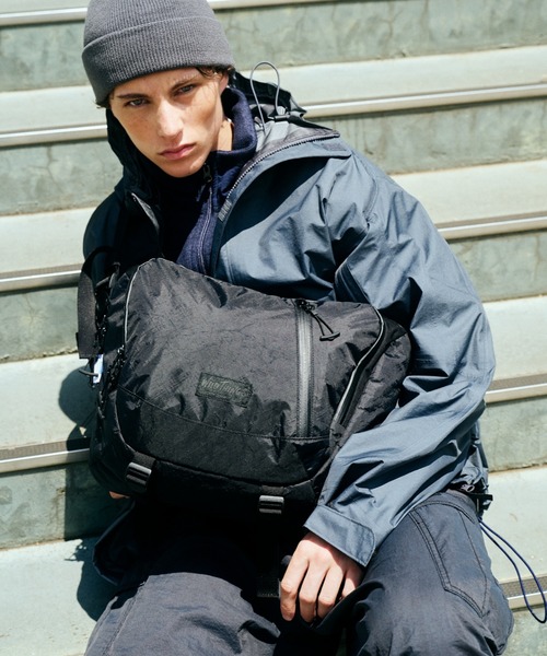 WILD THINGS(ワイルドシングス)の「ECOPAK×コーデュラ高堅牢仕様【WILD THINGS】DURABLE MESSENGER(メッセンジャーバッグ・レディース・ブラック/オリーブ/ブラウン・ONE SIZE)」の4枚目の写真