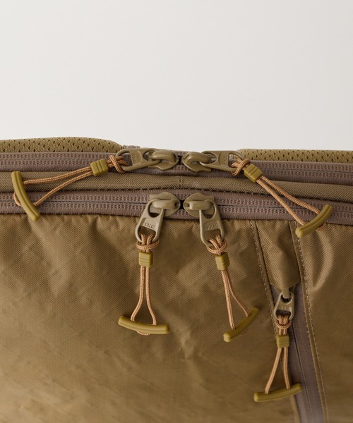 WILD THINGS(ワイルドシングス)の「ECOPAK×コーデュラ高堅牢仕様【WILD THINGS】DURABLE MESSENGER(メッセンジャーバッグ・レディース・ブラック/オリーブ/ブラウン・ONE SIZE)」の21枚目の写真