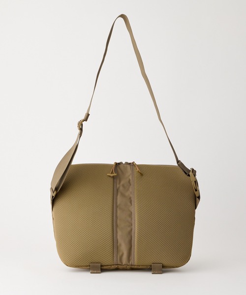 WILD THINGS(ワイルドシングス)の「ECOPAK×コーデュラ高堅牢仕様【WILD THINGS】DURABLE MESSENGER(メッセンジャーバッグ・レディース・ブラック/オリーブ/ブラウン・ONE SIZE)」の9枚目の写真