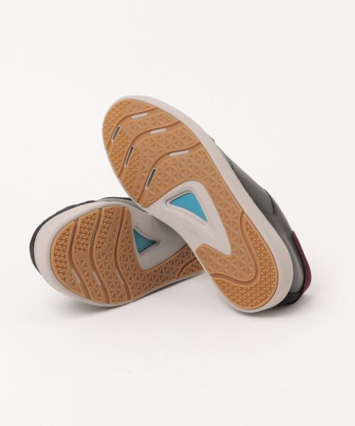 Clarks(クラークス)の「Clarks クラークス CODE C TIE【本革】メンズレザースニーカー カジュアルシューズ(コードシータイ) 26320302 ネイビーレザー(スニーカー・メンズ・ネイビー・26.0cm/26.5cm/27.0cm/25.5cm/28.0cm/27.5cm/25.0cm)」の3枚目の写真