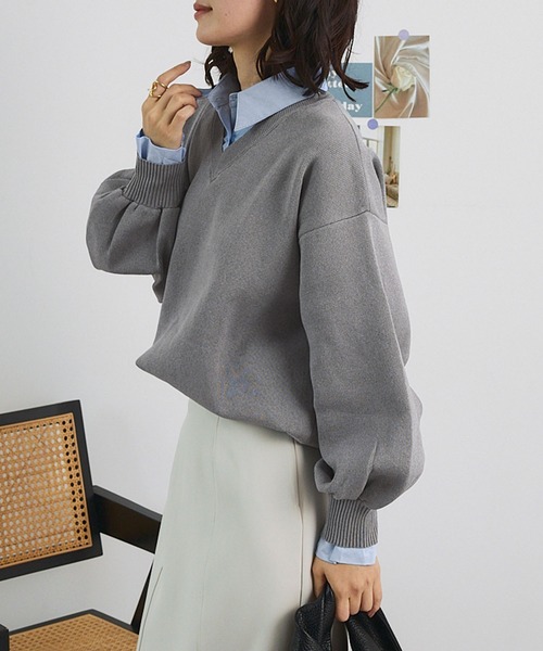 Futier land(フューティアランド)の「シャツレイヤード風Vネック長袖ニットプルオーバー(ニット/セーター・レディース・ブラック/グレー・FREE)」の8枚目の写真
