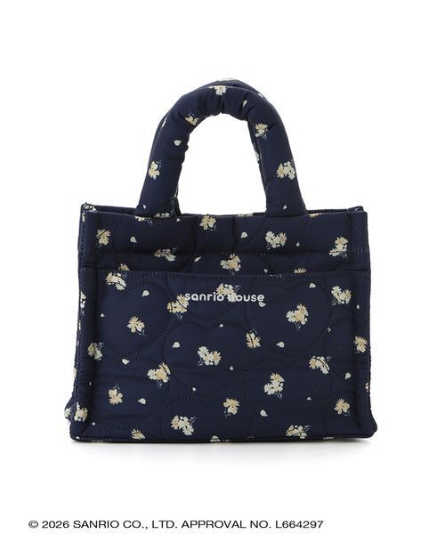 sanrio house（サンリオハウス）の「ハローキティ ２WAYフラワープリントキルティングバッグ（トートバッグ・レディース・ネイビー/アイボリー・F）」の5枚目の写真