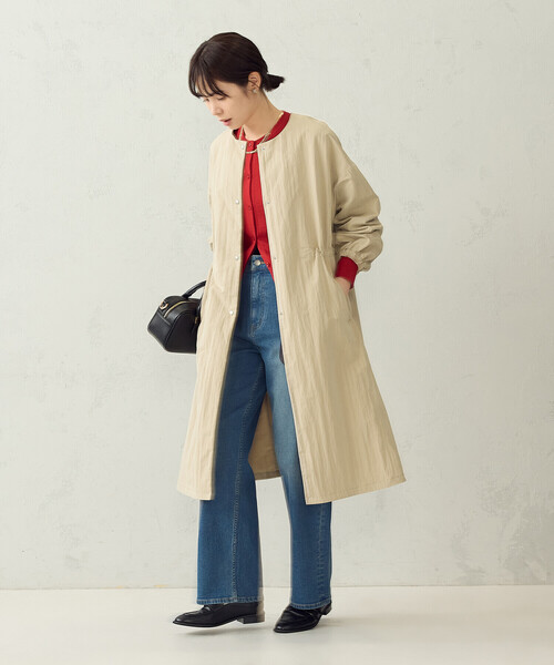 COMME CA ISM(コムサイズム)の「ノーカラー ニュアンス オーバーサイズコート(トレンチコート・レディース・ブラック/ベージュ・L/M)」の13枚目の写真