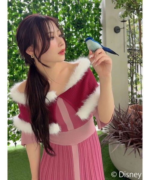 MERCURYDUO(マーキュリーデュオ)の「【ディズニーコレクション】美女と野獣/ファーケープニットワンピース(ワンピース・レディース・ピンク・SMALL/MEDIUM/FREE)」の19枚目の写真