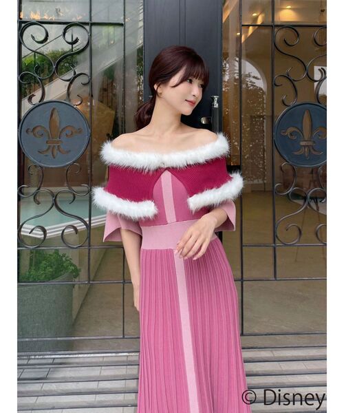 MERCURYDUO(マーキュリーデュオ)の「【ディズニーコレクション】美女と野獣/ファーケープニットワンピース(ワンピース・レディース・ピンク・SMALL/MEDIUM/FREE)」の9枚目の写真