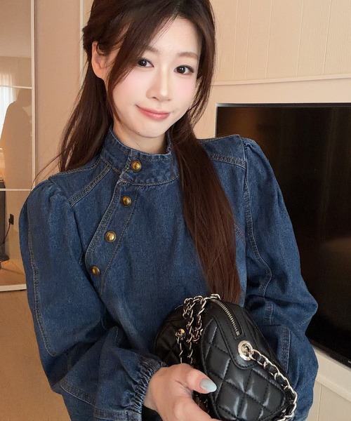 FAVORITO(ファヴォリート)の「スタンドカラーデニムトップス(その他トップス・レディース・ブルー・M/L/S)」の2枚目の写真