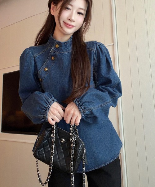 FAVORITO(ファヴォリート)の「スタンドカラーデニムトップス(その他トップス・レディース・ブルー・M/L/S)」の4枚目の写真
