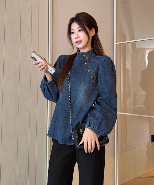 FAVORITO(ファヴォリート)の「スタンドカラーデニムトップス(その他トップス・レディース・ブルー・M/L/S)」の7枚目の写真