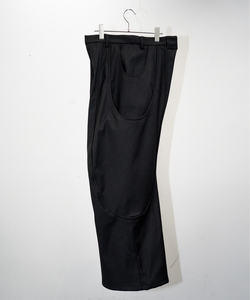 GOAT ESSENCE(ゴートエッセンス)の「GOAT ESSENCE / ゴートエッセンス TUCK CURVED WIDE PANTS(スラックス・メンズ・ブラック/グレー・2/1)」の10枚目の写真