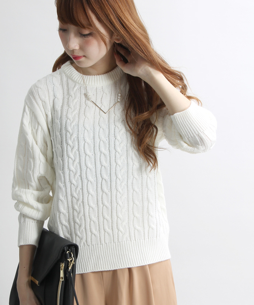 WEGO（ウィゴー）の「WEGO/ケーブルニット（ニット/セーター・レディース・ダークグリーン/ダークオレンジ/オフホワイト/杢グレー/ワイン・FREE）」の2枚目の写真