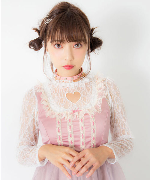 mon Lily(モンリリィ)の「襟レースフリル ハートorクロスカット総レーストップス(Tシャツ/カットソー・レディース・ブラック系その他/アイボリー/ベージュ系その他/ピンク/ライトブラック/ホワイト系その他/ライトホワイト/ピンク系その他・LARGE/MEDIUM)」の3枚目の写真