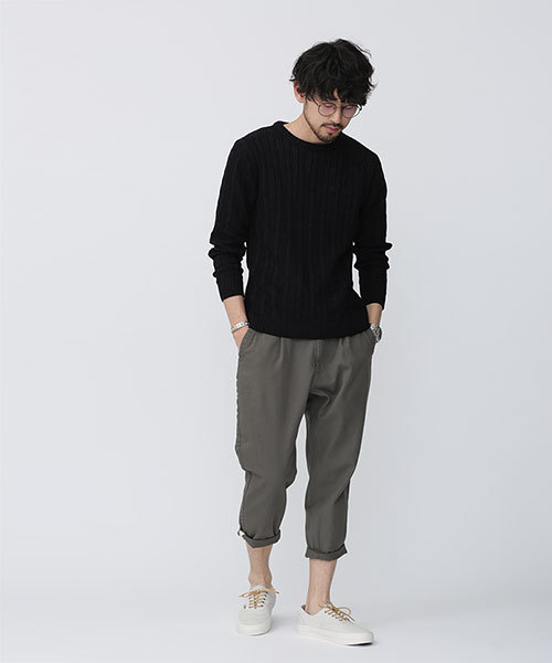 NANO universe（ナノユニバース）の「コットンケーブルクルーネックニット（ニット/セーター・メンズ・ブラック/グレー/インディゴブルー/ホワイト/ベージュ/ネイビー・MEDIUM/LARGE/SMALL/X-LARGE）」の8枚目の写真