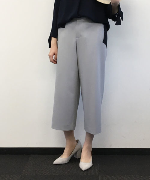 22 OCTOBRE（ヴァンドゥ－オクトーブル）の「モックツイストパンツ【セットアップ対応商品】（その他パンツ・レディース・グレー/オレンジ/ネイビー/ブルー系その他/杢グレー・40/36/34/38）」の2枚目の写真