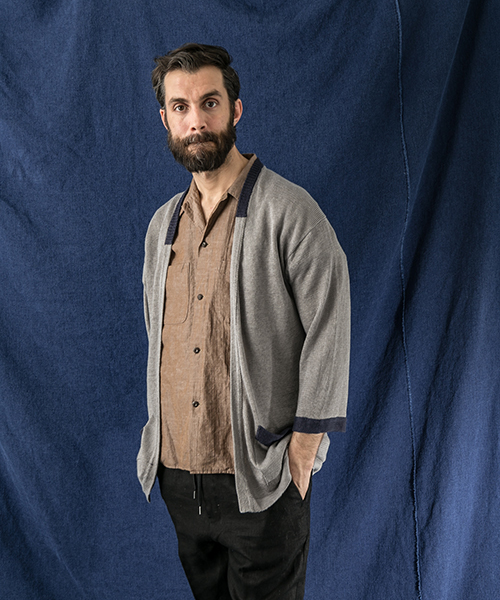 WORK NOT WORK URBAN RESEARCH(ワークノットワークアーバンリサーチ)の「WORK NOT WORK リネンレイバーニットカーディガン(カーディガン/ボレロ・メンズ・ベージュ/ネイビー/グレー・MEDIUM/LARGE/SMALL)」の21枚目の写真