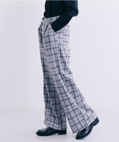 MERLOT（メルロー）の「チェック柄ワイドパンツ1263（その他パンツ・レディース・グレー/ブラック/ブラウン・FREE）」の2枚目の写真