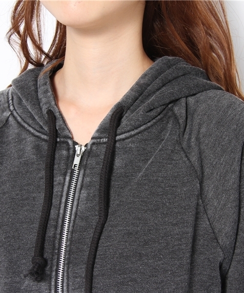 WEGO（ウィゴー）の「ピグメント加工スウェットZIPパーカー（パーカー・レディース・ブラック/ネイビー/レッド・FREE）」の7枚目の写真