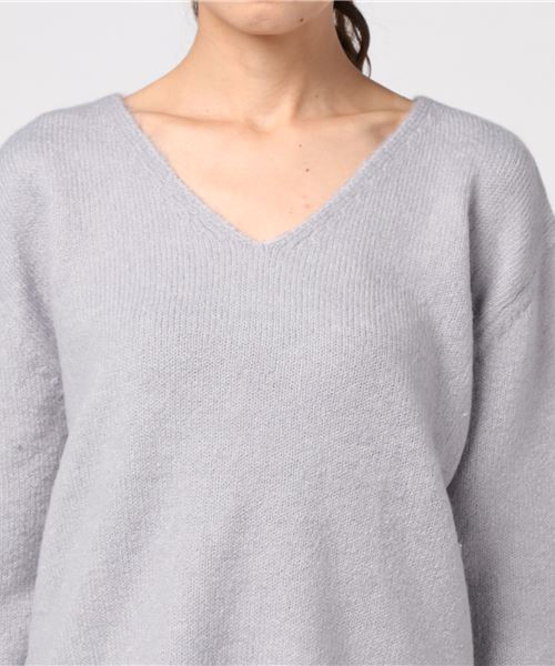 earth music&ecology（アースミュージックアンドエコロジー）の「・Vネック袖フレアニットプルオーバー（ニット/セーター・レディース・ピンク/ブラック/アイボリー/サックスブルー・FREE）」の10枚目の写真