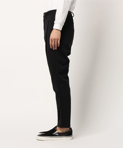 rehacer(レアセル)の「Honeycomb Tuck Wide Pants(スラックス・メンズ・ネイビー/ブラック・LARGE/MEDIUM/SMALL)」の4枚目の写真