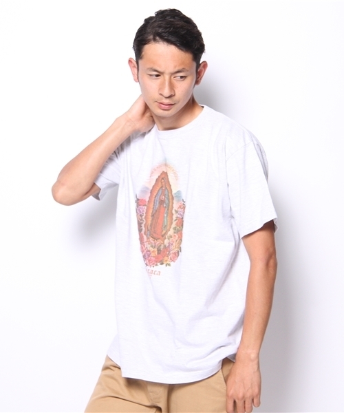 チチカカ(チチカカ)の「メキシコグアダルーペプリントTシャツ(Tシャツ/カットソー・メンズ・オートミール/ブルー/ピンク・FREE)」の2枚目の写真