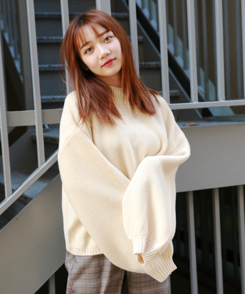 apres jour(アプレジュール)の「そでボリュームニット【ZOZOTOWN限定アイテム】(ニット/セーター・レディース・アイボリー/ラベンダー/ベージュ/ダークブルー/モカ/ブラック/ボルドー・フリー)」の8枚目の写真