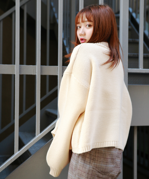 apres jour(アプレジュール)の「そでボリュームニット【ZOZOTOWN限定アイテム】(ニット/セーター・レディース・アイボリー/ラベンダー/ベージュ/ダークブルー/モカ/ブラック/ボルドー・フリー)」の10枚目の写真