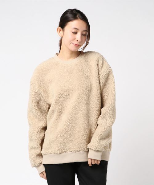 Bling Leads(ブリングリーズ)の「【Bling Leads】 ボア トレーナー ビッグシルエット(ニット/セーター・レディース・ベージュ/ネイビー/オフホワイト/モカ・2/3)」の4枚目の写真