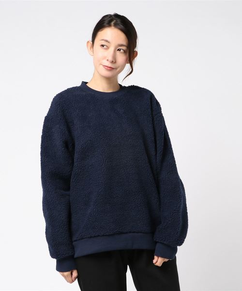 Bling Leads(ブリングリーズ)の「【Bling Leads】 ボア トレーナー ビッグシルエット(ニット/セーター・レディース・ベージュ/ネイビー/オフホワイト/モカ・2/3)」の1枚目の写真