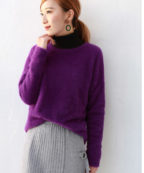 REAL CUBE(リアルキューブ)の「REAL CUBE フェザーシャギーニット(ニット/セーター・レディース・パープル/マスタード/アイボリー/ロイヤルブルー/ダークベージュ/レッドパープル・M/L)」の4枚目の写真