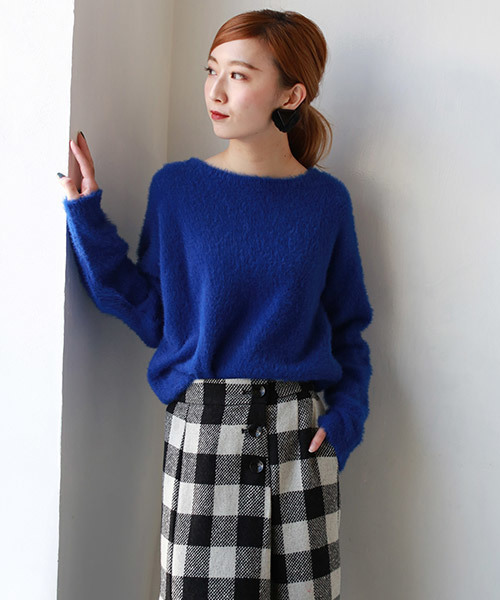 REAL CUBE(リアルキューブ)の「REAL CUBE フェザーシャギーニット(ニット/セーター・レディース・パープル/マスタード/アイボリー/ロイヤルブルー/ダークベージュ/レッドパープル・M/L)」の15枚目の写真