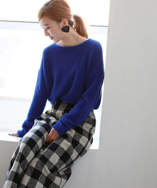 REAL CUBE(リアルキューブ)の「REAL CUBE フェザーシャギーニット(ニット/セーター・レディース・パープル/マスタード/アイボリー/ロイヤルブルー/ダークベージュ/レッドパープル・M/L)」の19枚目の写真