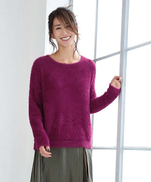 REAL CUBE(リアルキューブ)の「REAL CUBE フェザーシャギーニット(ニット/セーター・レディース・パープル/マスタード/アイボリー/ロイヤルブルー/ダークベージュ/レッドパープル・M/L)」の22枚目の写真