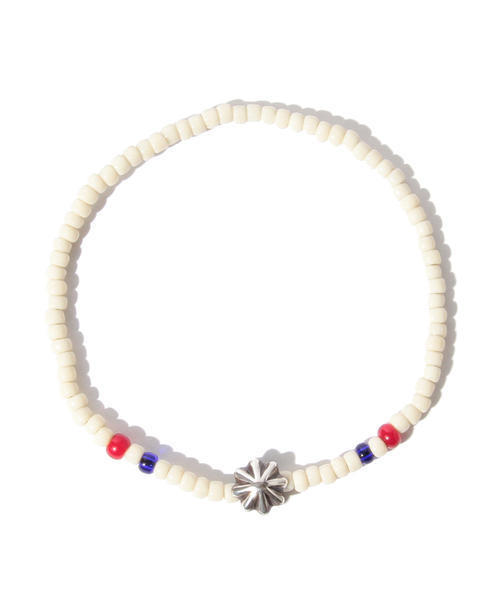 BEAMS（ビームス）の「ROSETTA PRAYER×BEAMS / 別注 コンチョ アンクレット（アンクレット・メンズ・レッド/ライトブルー/インディゴブルー/その他1/ブラック/オフホワイト・ONE SIZE）」の2枚目の写真