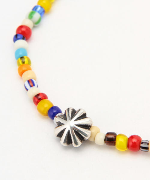 BEAMS（ビームス）の「ROSETTA PRAYER×BEAMS / 別注 コンチョ アンクレット（アンクレット・メンズ・レッド/ライトブルー/インディゴブルー/その他1/ブラック/オフホワイト・ONE SIZE）」の14枚目の写真