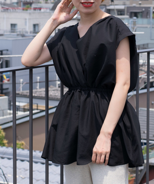 w closet(ダブルクローゼット)の「カシュクールウエストマークプルオーバー(シャツ/ブラウス・レディース・ブラック/ラベンダー/ライトベージュ・FREE)」の9枚目の写真