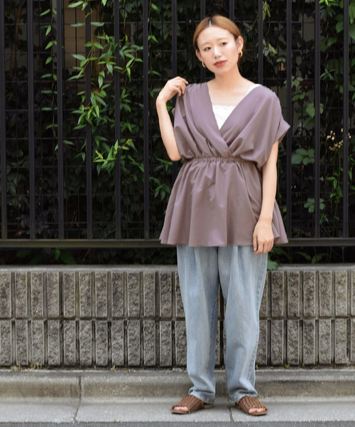 w closet(ダブルクローゼット)の「カシュクールウエストマークプルオーバー(シャツ/ブラウス・レディース・ブラック/ラベンダー/ライトベージュ・FREE)」の17枚目の写真
