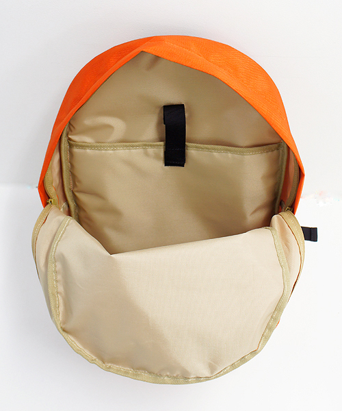 CIAOPANIC（チャオパニック）の「《WEB限定SALE価格》【The Sun And Classic/TSAC】CLASSIC DAYPACK/クラシックデイパック（バックパック/リュック・レディース・ブラック/ブラウン/グリーン/モスグリーン/ネイビー/パープル/マスタード/レッド/ワイン/オレンジ・FREE）」の12枚目の写真