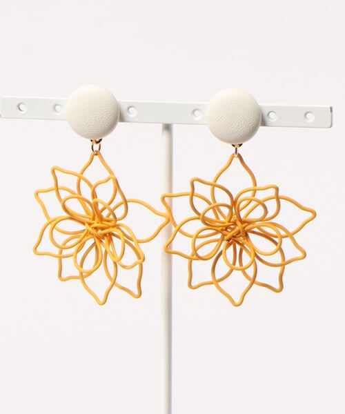 チャイハネ（チャイハネ）の「【チャイハネ】ワイヤーワークフラワーピアス（ピアス（両耳用）・レディース・ブラック/パープル/レッド/イエロー・FREE）」の7枚目の写真