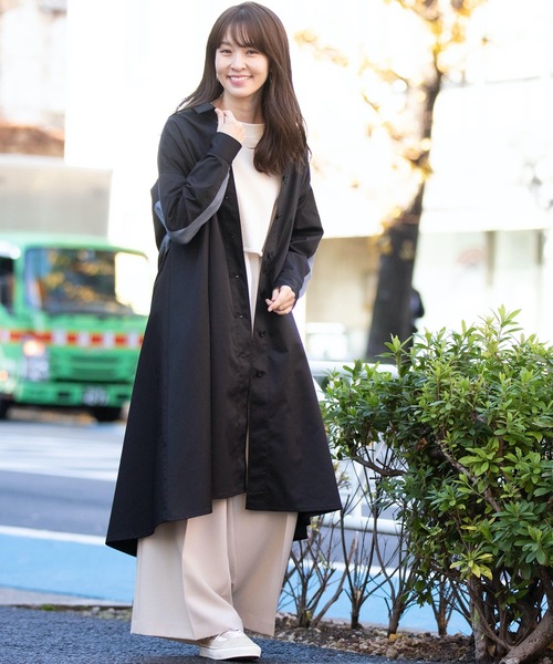 La SRIC(ラスリック)の「La SRIC/カラーブロックコートワンピース(その他アウター・レディース・ブラック/ブラウン・38h)」の1枚目の写真