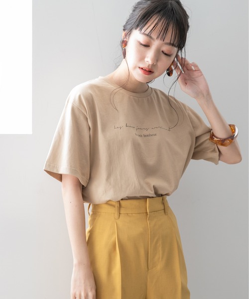 LOWRYS FARM(ローリーズファーム)の「レタリングTEE 875861(Tシャツ/カットソー・レディース・オフホワイト/ベージュ/グリーン系その他/ブラック・FREE)」の4枚目の写真