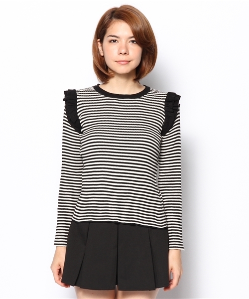 Chico（チコ）の「肩フリルニット（ニット/セーター・レディース・ホワイト/グレー/ブラック/オフホワイト/ネイビー・FREE）」の6枚目の写真