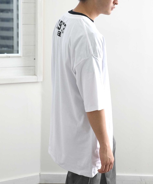 classicalelf(クラシカルエルフ)の「1972 オーバーサイズ バックプリントロング丈クルーネックロゴTシャツ(半袖)(Tシャツ/カットソー・レディース・ホワイト/ブラック/杢グレー・MEDIUM/LARGE/X-LARGE)」の22枚目の写真