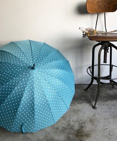 COMMON WARE（コモンウェアー）の「NT:16本骨ドット バイカラー　長傘（長傘・レディース・ブラック/ネイビー/ローズ/グリーン/ブルー/ブラック系/ミント/ローズ系/ネイビー系・FREE）」の11枚目の写真