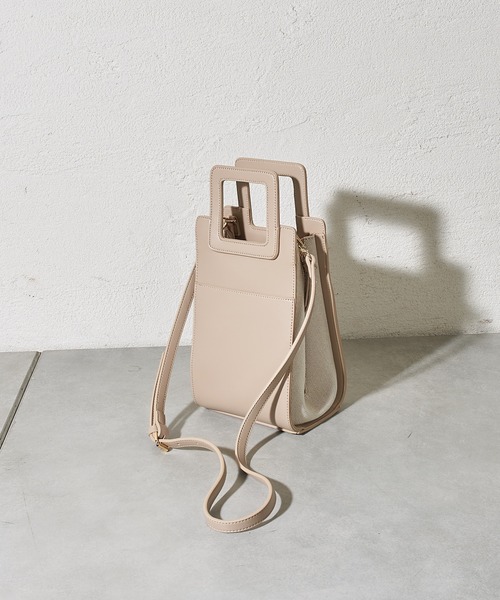 loti（ロティ）の「WEB限定　loti 　スクエアジップWAYミニバッグ（ショルダーバッグ・レディース・ベージュ/ブラウン/ブラック・FREE）」の6枚目の写真